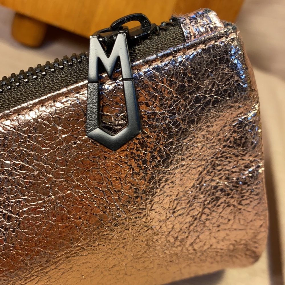 NWOT Marc Jacobs leather zipper pouch/clutch - Picture 6 of 13
